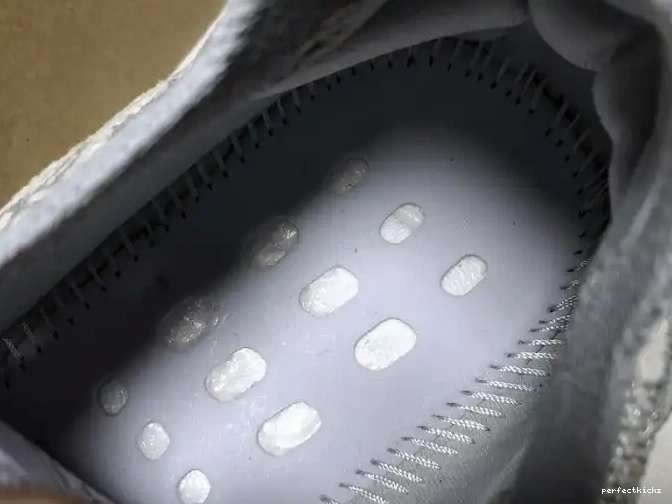 380 Boost Alien FV3260 Yeezy Adidas 0629